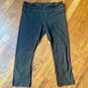 Lululemon black Cropped Leggings